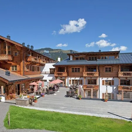 شقة Kitzski, Ski-in-out Right Next To Gondola Lift With Garage *