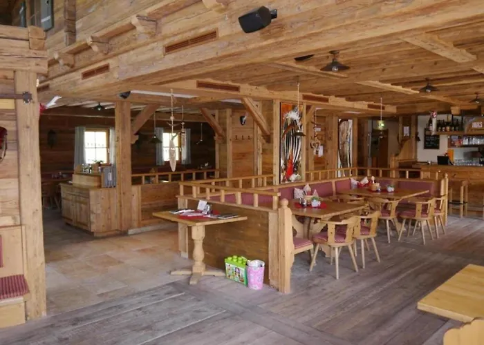 Kitzski, Ski-in-out Right Next To Gondola Lift Mittersill
